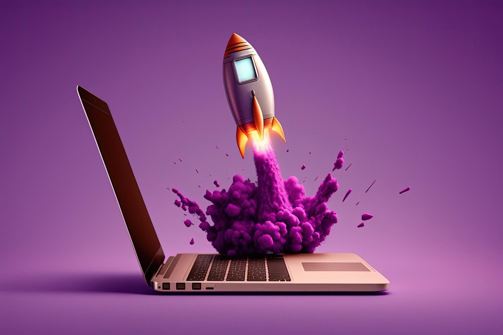 fundo lilás demonstra a lateral de um notebook que apresenta um desenho estilizado de um foguete decolando e soltando fumaça em lilás com alusão as inúmeras possibilidades de que podemos vencer na vida utilizando a internet para isso.